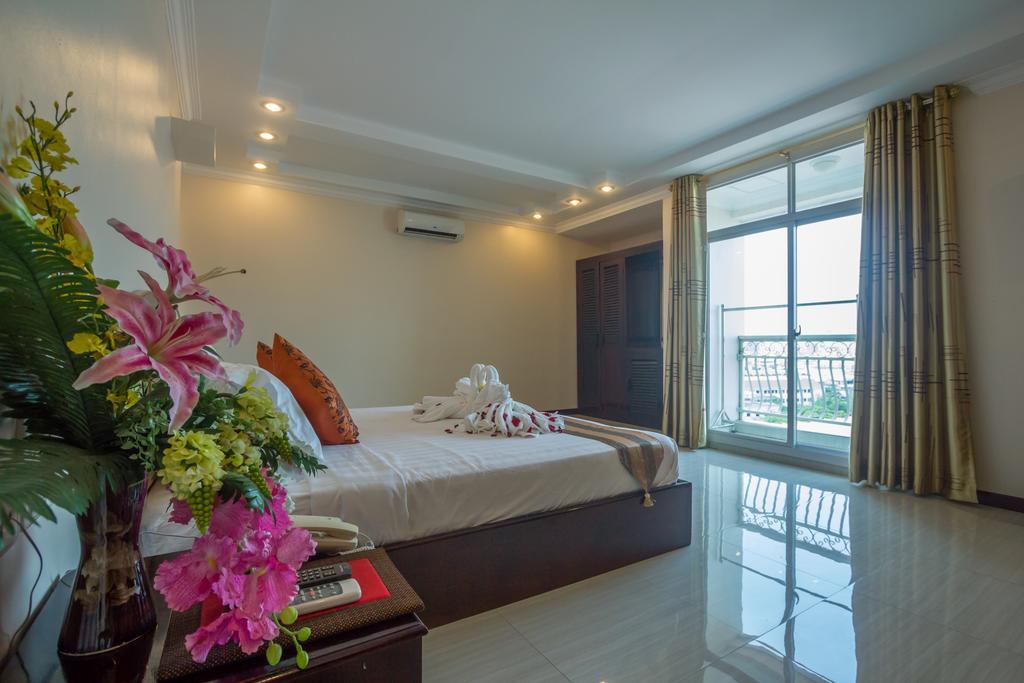 Good Luck Day Hotel & Apartment Phnom Penh Exterior photo